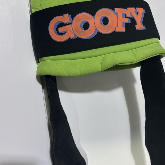 Disney Goofy Hat - Picture 2 of 2